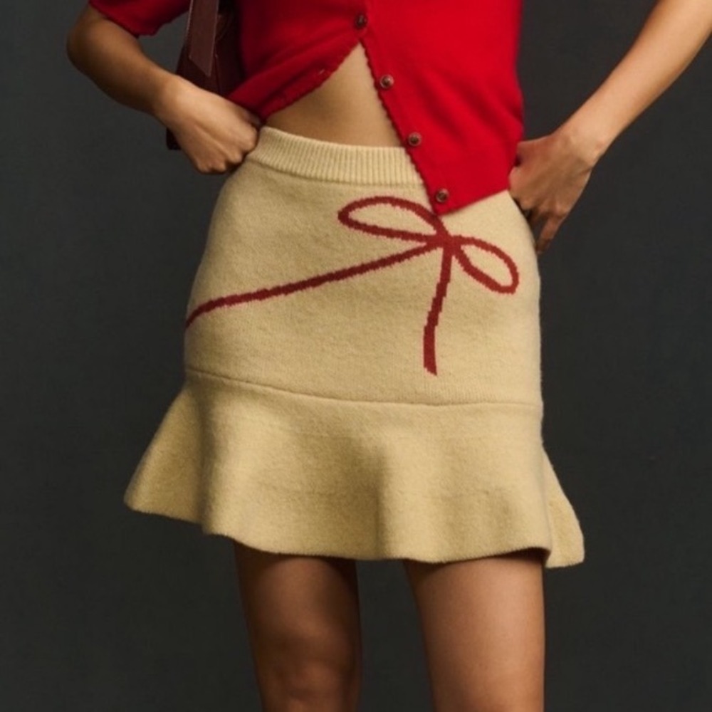 En Saison Creme Red Bow Knit Mini Skirt Flounce Hem XS New reformation